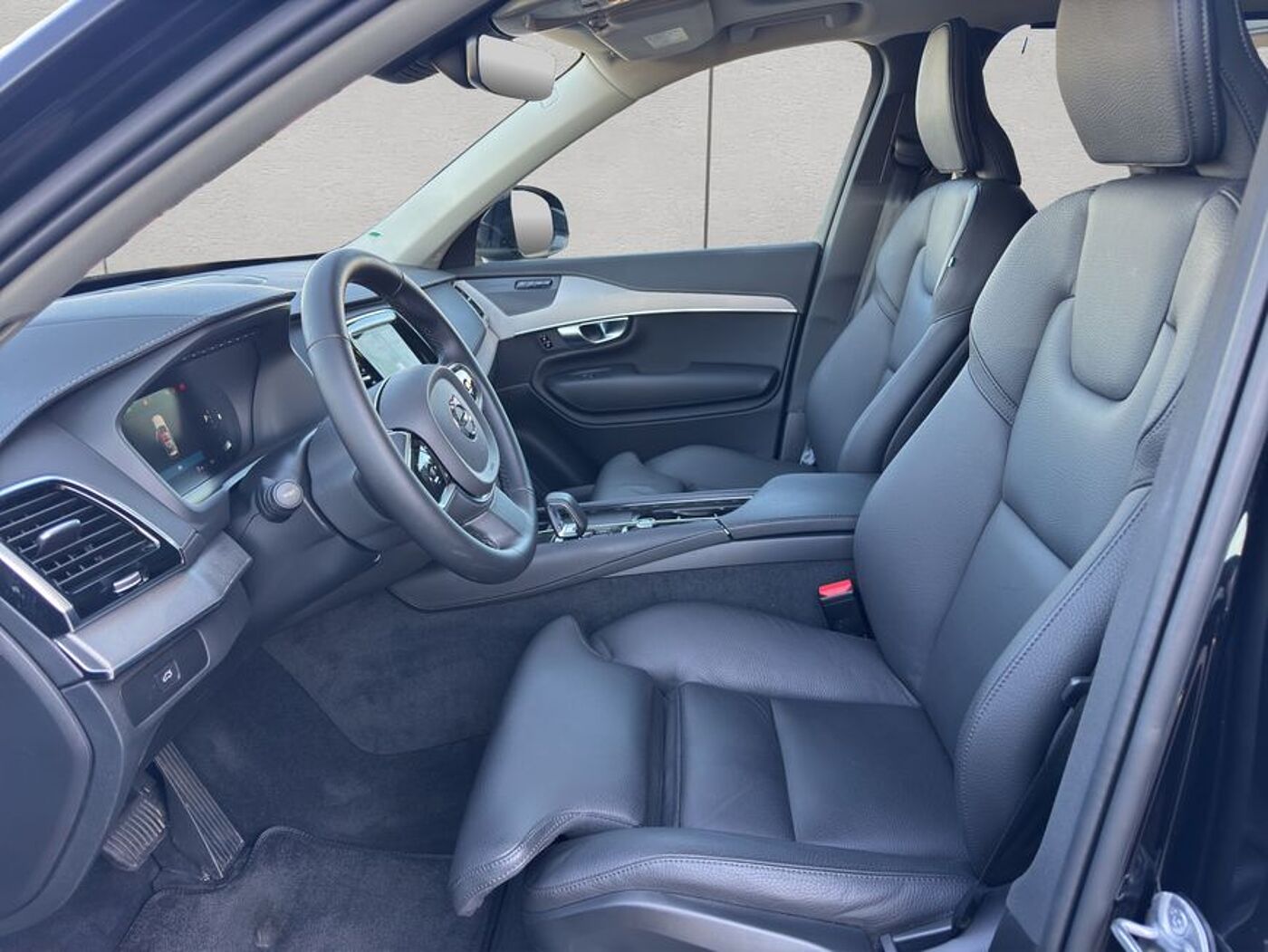 Volvo  Plus Bright