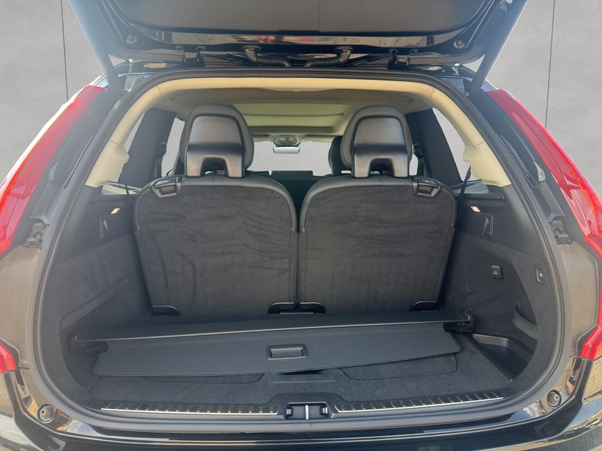 Volvo  Plus Bright