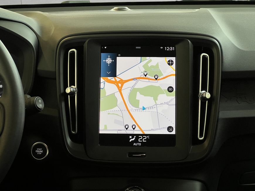 Volvo  Momentum Core