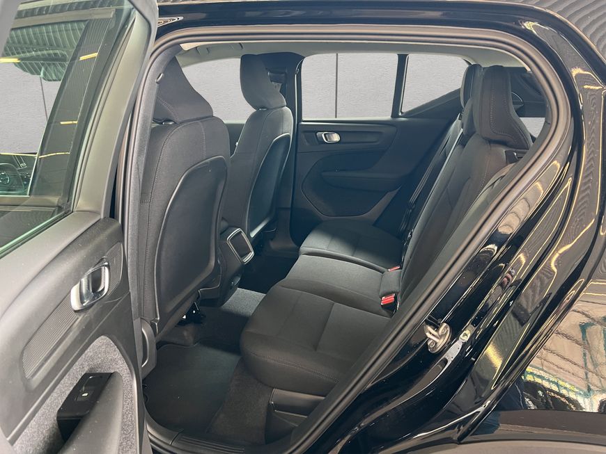 Volvo  Momentum Core