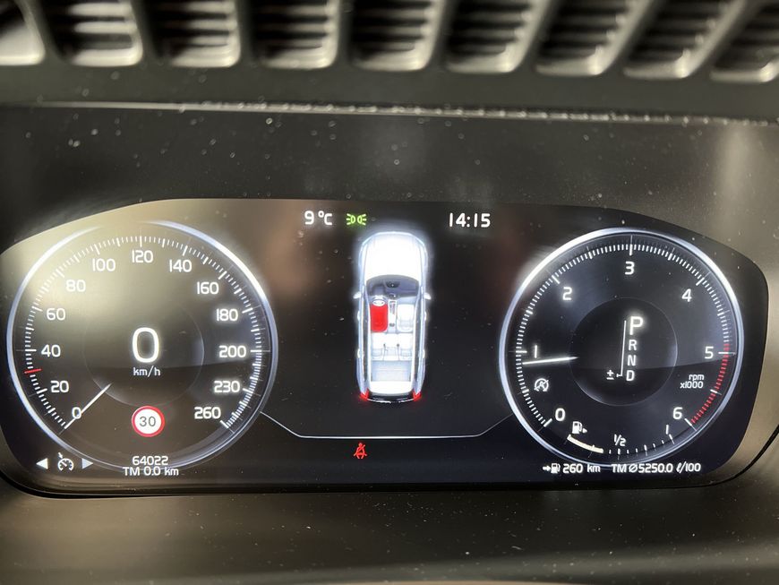 Volvo  D5 AWD 5S Aut Nappaleder Voll-LED Navi Kamera