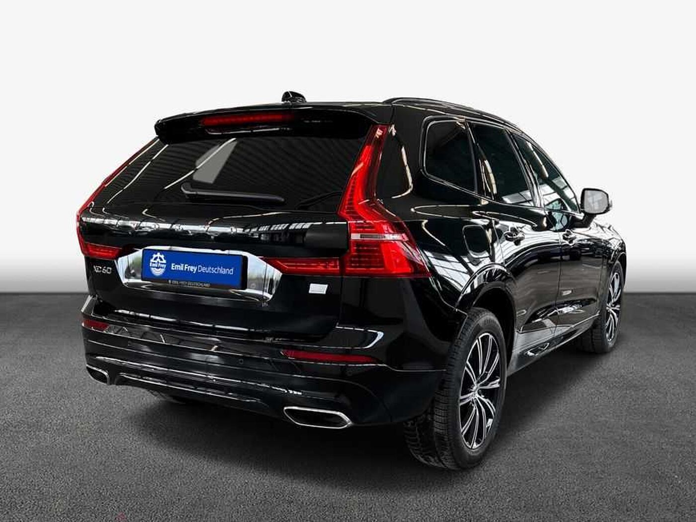 Volvo  T8 AWD Recharge R-Design Luftf Glasd 360°