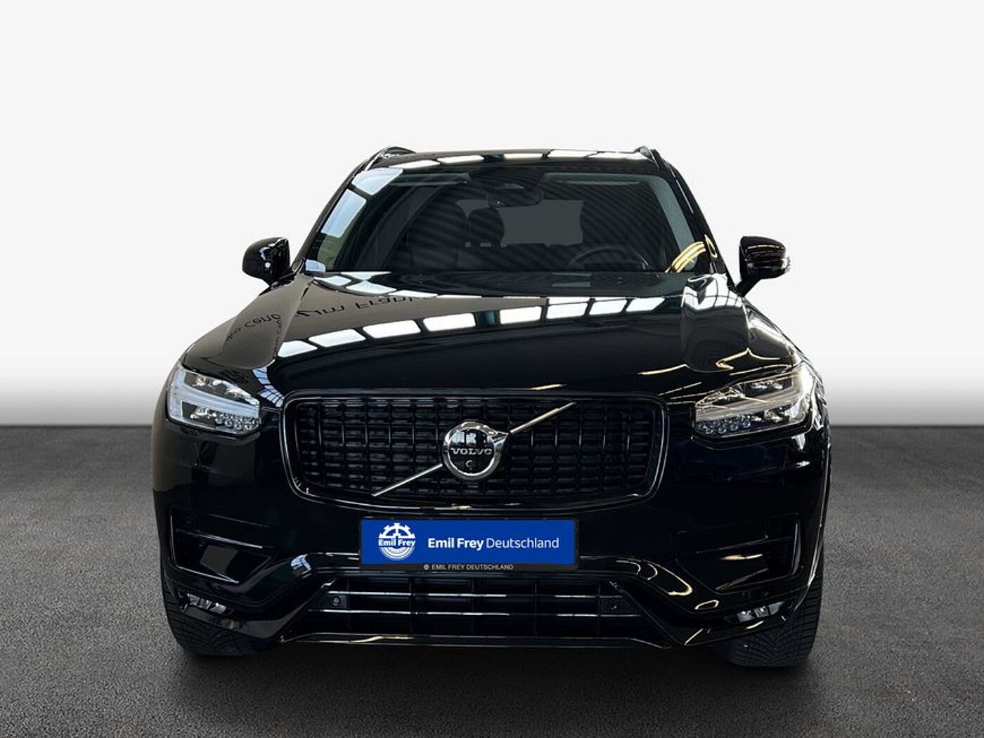 Volvo  Ultimate Dark