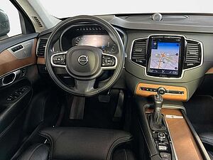 Volvo  D5 AWD 7S  Glasd Luftf Massagesitze