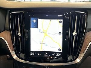 Volvo  D3 Momentum-Pro Aut Navi Voll-LED PDC DAB+