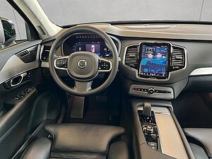 Volvo  Ultimate Dark