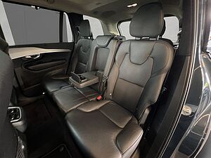 Volvo  Ultimate Dark