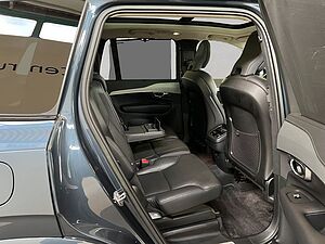 Volvo  Ultimate Dark