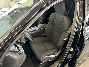 Volvo  Momentum Pro