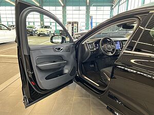 Volvo  Momentum Pro