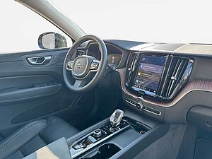 Volvo  Plus Dark