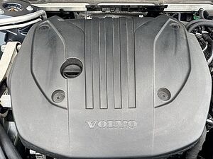 Volvo  Momentum Pro