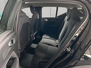 Volvo  Momentum Core