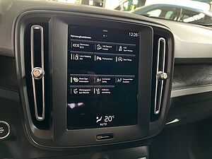 Volvo  Momentum Core