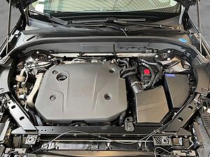 Volvo  Plus Dark