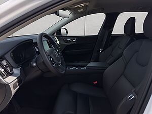 Volvo  Plus Dark