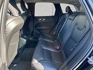 Volvo  Plus Dark