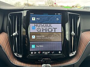 Volvo  Plus Dark