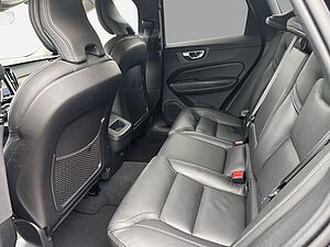 Volvo  Plus Dark