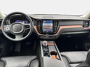 Volvo  Plus Dark