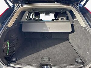 Volvo  Plus Dark