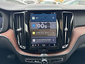Volvo  Plus Dark