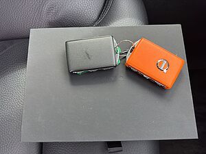 Volvo  Plus Bright