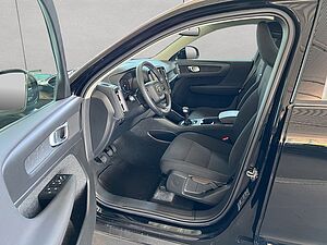 Volvo  Momentum Core