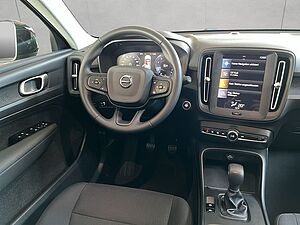 Volvo  Momentum Core