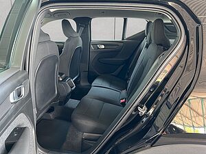 Volvo  Momentum Core