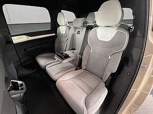 Volvo  (7-Sitzer)