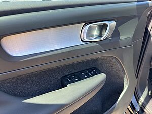 Volvo  Core