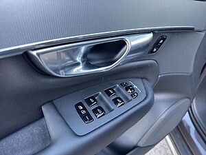 Volvo  Plus Bright