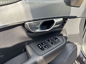 Volvo  Plus Bright