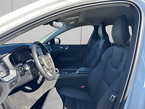 Volvo  Plus Dark
