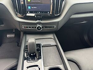 Volvo  Plus Dark