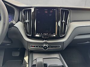 Volvo  Plus Dark