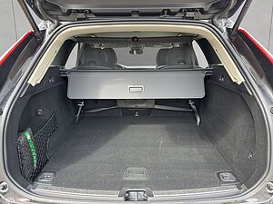 Volvo  Plus Dark