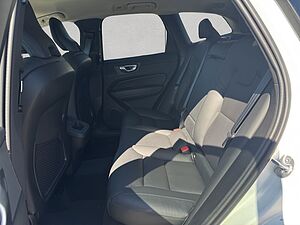 Volvo  Plus Dark