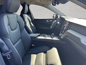 Volvo  Plus Dark