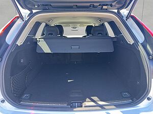 Volvo  Plus Dark