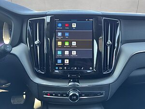 Volvo  Plus Dark