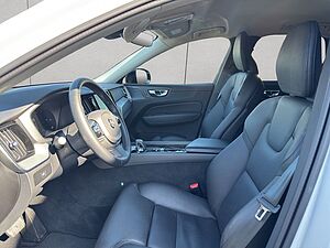 Volvo  Plus Dark