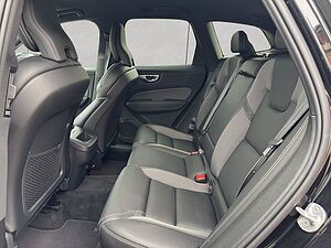 Volvo  Plus Dark
