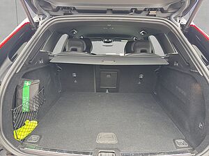 Volvo  Plus Dark
