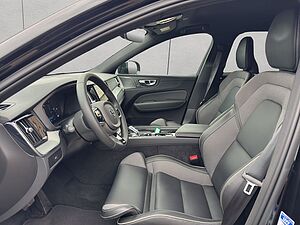 Volvo  Plus Dark
