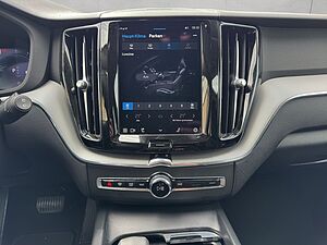 Volvo  Plus Dark