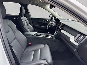 Volvo  Plus Dark