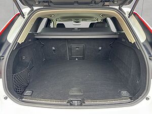 Volvo  Plus Dark