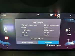 Volvo  Plus Dark